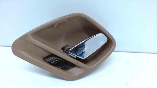 260048 front inner door handle