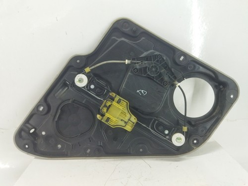 68079288aa rear right window - right,